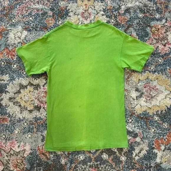 Vintage Nike  Record Breakers Shoes T-shirt Medium - Picture 2 of 7